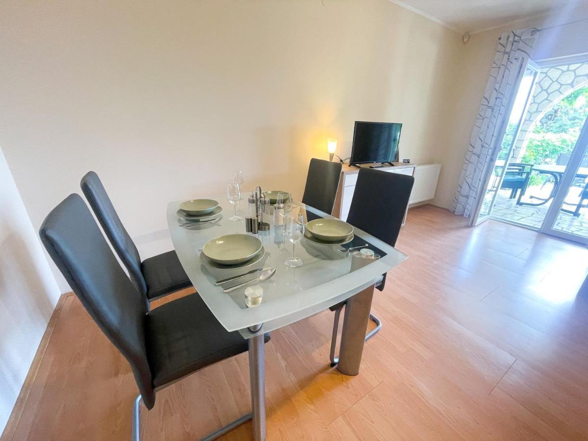 Apartments Sams Novi Vinodolski Eksteriør bilde