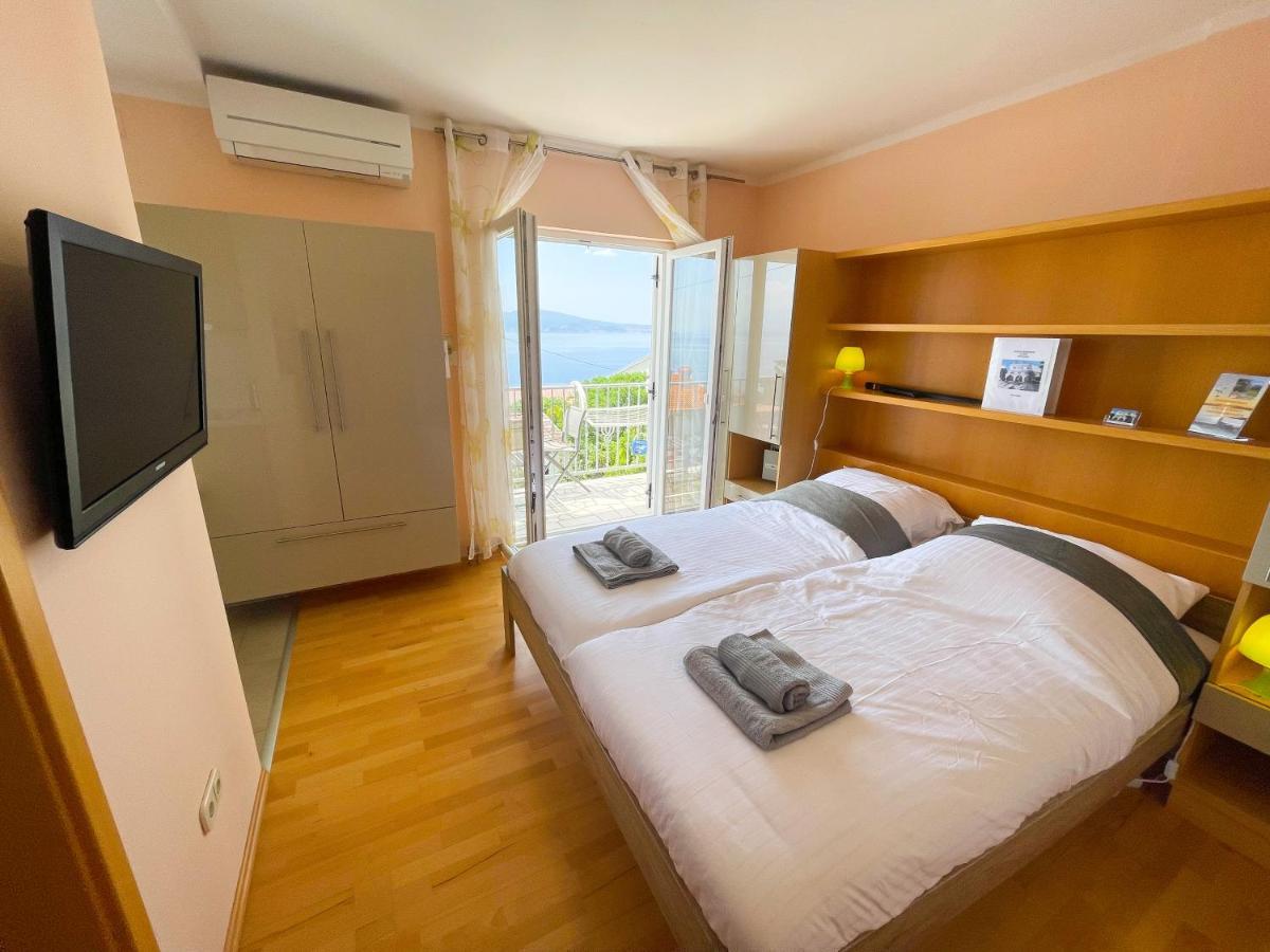 Apartments Sams Novi Vinodolski Eksteriør bilde