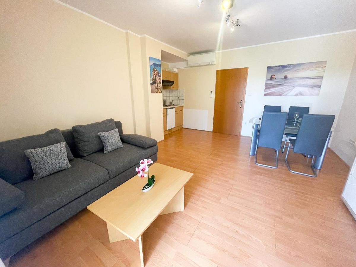 Apartments Sams Novi Vinodolski Eksteriør bilde