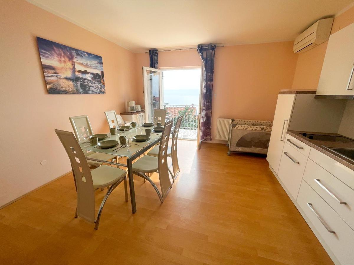 Apartments Sams Novi Vinodolski Eksteriør bilde